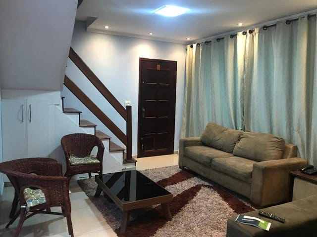Casa com 220m² 3 quartos e 3 banheiros, à venda, no bairro Portal D'Oeste em Osasco