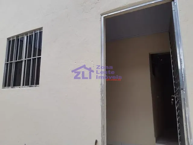 Casa com 35m² 1 quarto e 1 banheiro, à venda ou para alugar, no bairro Jardim Nice em São Paulo