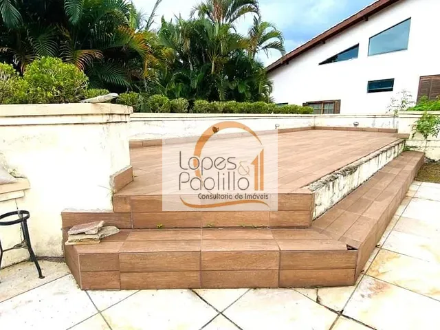 Casa com 612m² 4 quartos e 3 banheiros, à venda, no bairro Vila Petrópolis em Atibaia