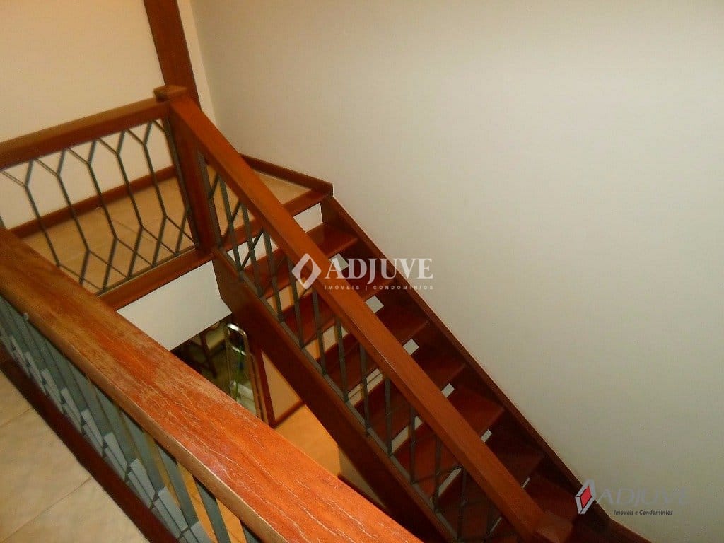 Casa à venda com 4 quartos, 300m² - Foto 51