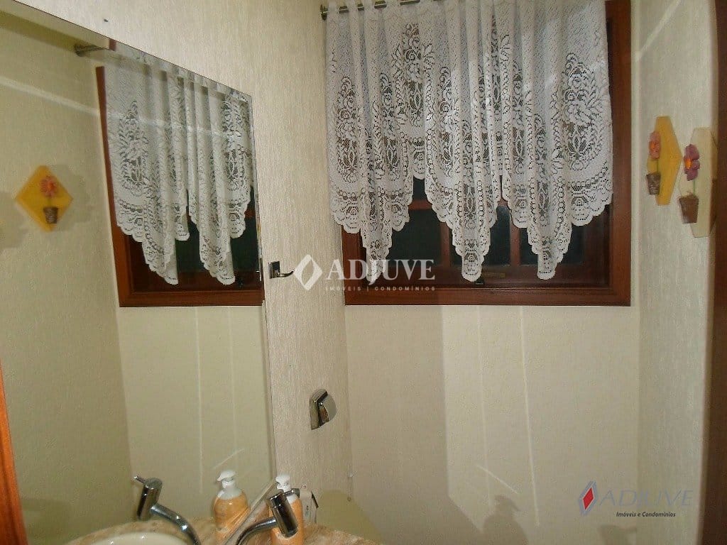 Casa à venda com 4 quartos, 300m² - Foto 20