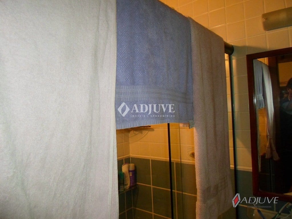 Casa à venda com 4 quartos, 300m² - Foto 50