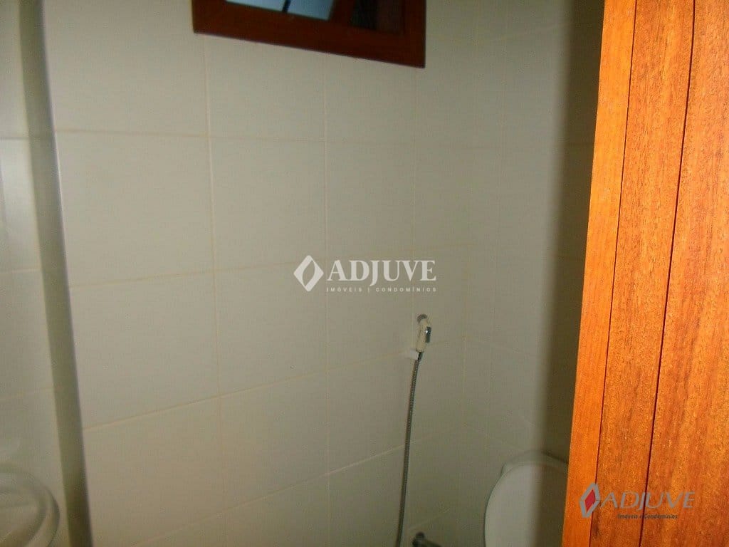 Casa à venda com 4 quartos, 300m² - Foto 38