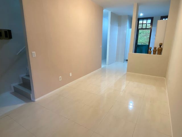 Casa 2 quartos e 1 banheiro, à venda, no bairro Jardim Ipes em Cotia