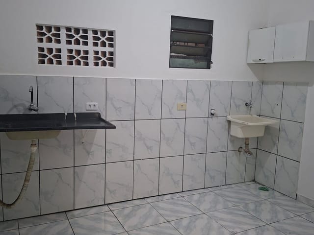 Casa 1 quarto e 1 banheiro, para alugar, no bairro Conjunto Promorar Raposo Tavares em São Paulo