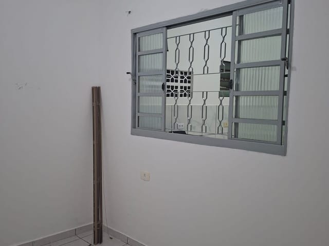 Casa 1 quarto e 1 banheiro, para alugar, no bairro Conjunto Promorar Raposo Tavares em São Paulo