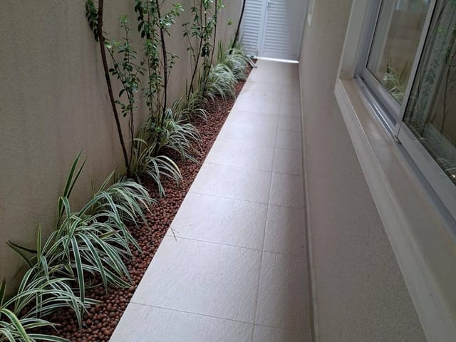 Casa 4 quartos e 3 banheiros, para alugar, no bairro Urbanova VII em São José dos Campos