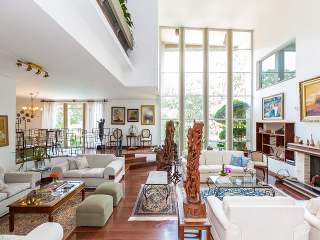 Foto do Casa - Casa à venda, dispões de 4 Quartos, 2 Suítes, 4 Vagas, 384m², Casa com pé-direito duplo e área gourmet no Marajoara | Paulista Imóveis