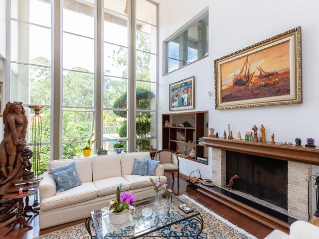 Foto do Casa - Casa à venda, dispões de 4 Quartos, 2 Suítes, 4 Vagas, 384m², Casa com pé-direito duplo e área gourmet no Marajoara | Paulista Imóveis