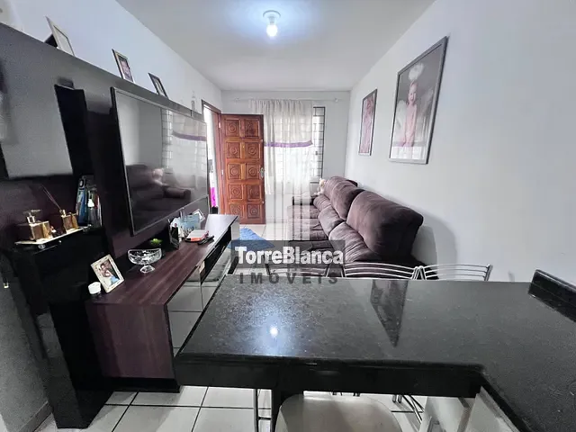 Casa com 105m², para alugar, no bairro Oficinas em Ponta Grossa