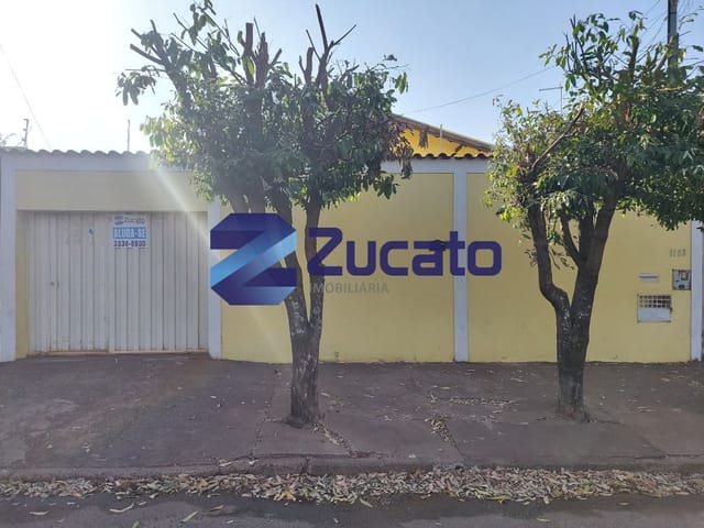 Foto do Casa - Casa com 2 dormitórios para alugar, 217 m² por R$ 1.250,00/mês - Jardim Maracanã - Uberaba/MG | ZUCATO IMOBILIARIA LTDA
