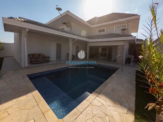Casa 3 quartos e 3 banheiros, à venda, no bairro Condomínio Residencial Jaguary em São José dos Campos