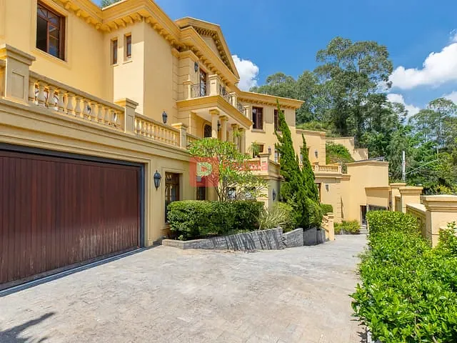 Casa com 1240m² 4 quartos e 6 banheiros, à venda, no bairro Jardim Morumbi em São Paulo