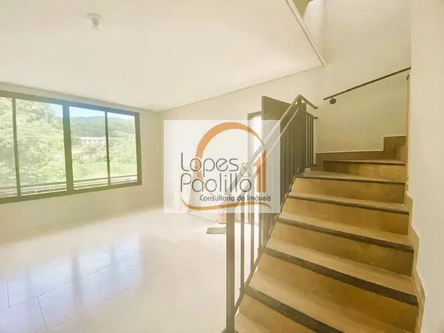 Casa com 150m² 3 quartos e 3 banheiros, à venda, no bairro Jardim Maristela em Atibaia