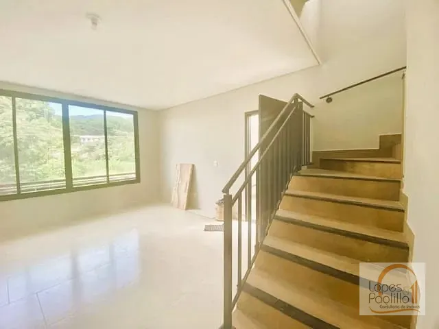 Casa com 150m² 3 quartos e 3 banheiros, à venda, no bairro Jardim Maristela em Atibaia