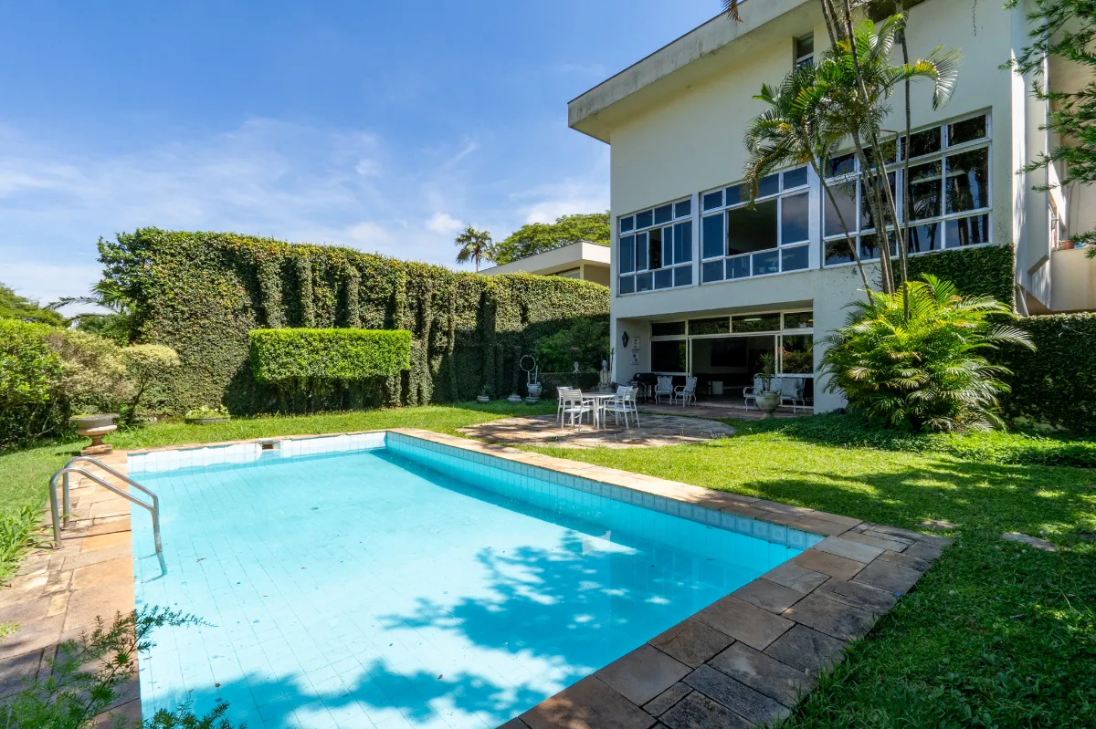 Casa para venda em Jardim Guedala com 4 quartos, sendo 2 suítes, 483m²