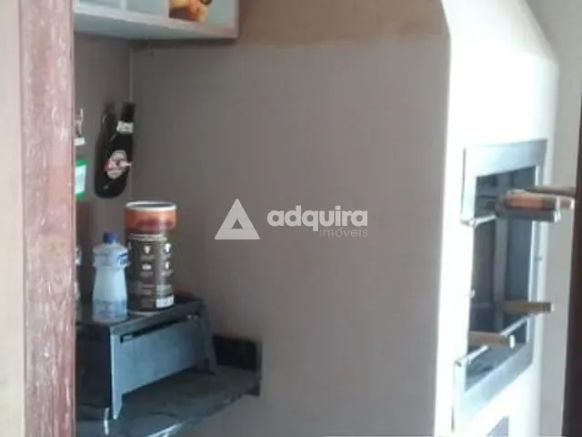 Casa com 225m² 2 quartos e 3 banheiros, à venda, no bairro Neves em Ponta Grossa