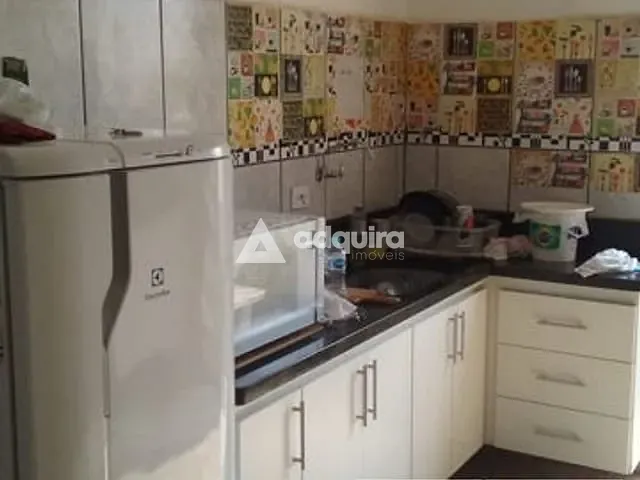 Casa com 225m² 2 quartos e 3 banheiros, à venda, no bairro Neves em Ponta Grossa
