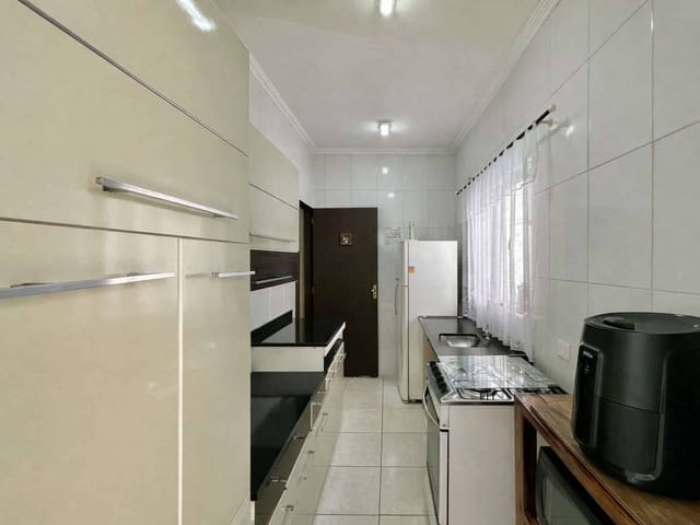 Casa com 259m² 2 quartos e 2 banheiros, à venda, no bairro Pitas em Cotia