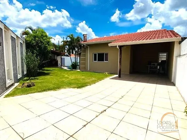 Casa com 680m² 3 quartos e 2 banheiros, à venda, no bairro Recreio Maristela em Atibaia