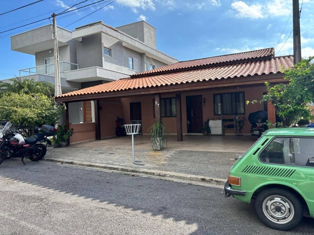 Casa 3 quartos e 1 banheiro, à venda, no bairro Urbanova V em São José dos Campos