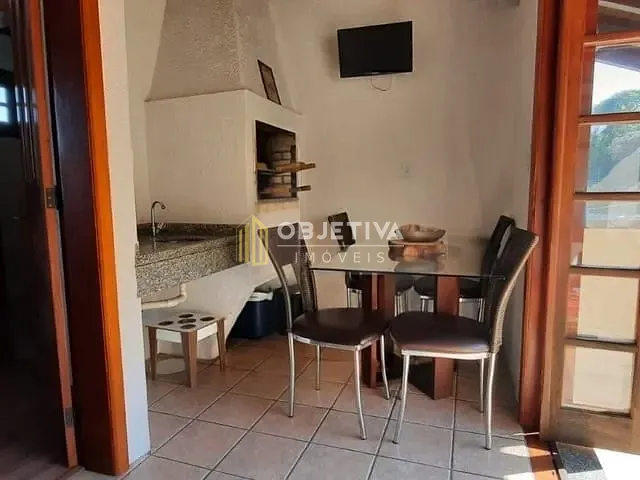 Casa com 211m² 3 quartos e 3 banheiros, à venda, no bairro Sétimo Céu em Porto Alegre