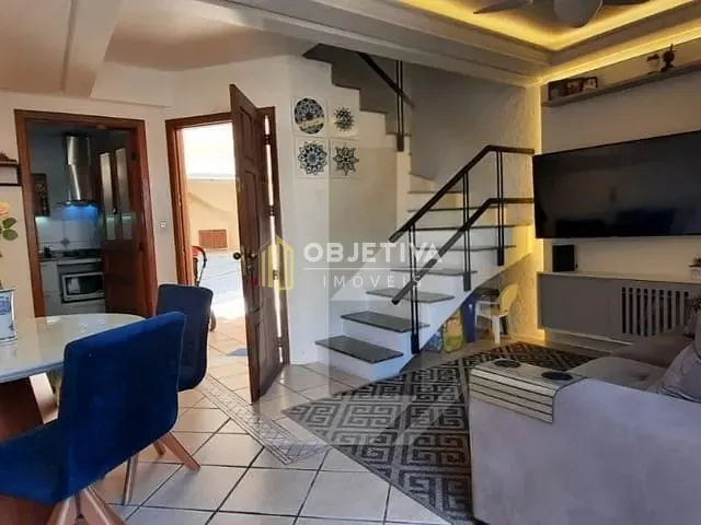 Casa com 211m² 3 quartos e 3 banheiros, à venda, no bairro Sétimo Céu em Porto Alegre