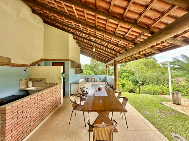 Casa com 1262m² 4 quartos e 4 banheiros, à venda, no bairro Granja Viana II em Cotia
