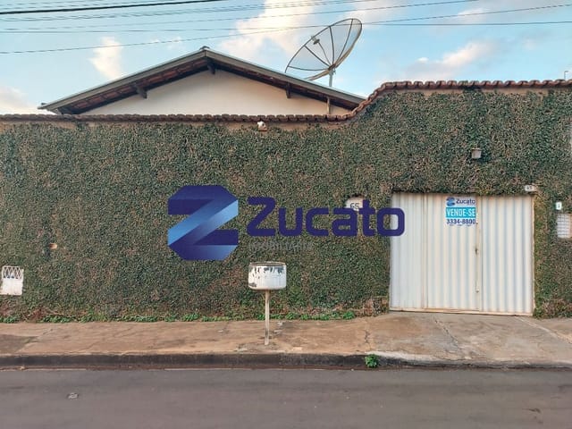 Foto do Casa - Casa com 2 dormitórios à venda, 138 m² por R$ 190.000,00 - Conjunto Maringá II - Uberaba/MG | ZUCATO IMOBILIARIA LTDA