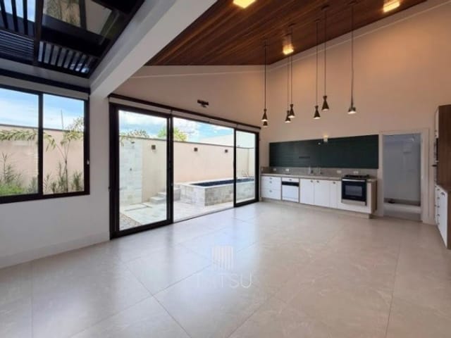 Casa 3 quartos e 1 banheiro, à venda, no bairro Urbanova VII em São José dos Campos