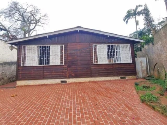 Casa com 609m² 5 quartos e 3 banheiros, à venda, no bairro Jardim Santa Paula em Cotia