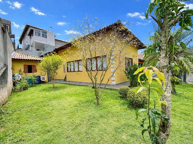 Casa com 438m² 3 quartos e 3 banheiros, à venda, no bairro Outeiro de Passárgada em Cotia