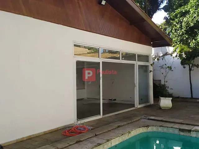 Casa com 678m² 3 quartos e 3 banheiros, à venda, no bairro Interlagos em São Paulo