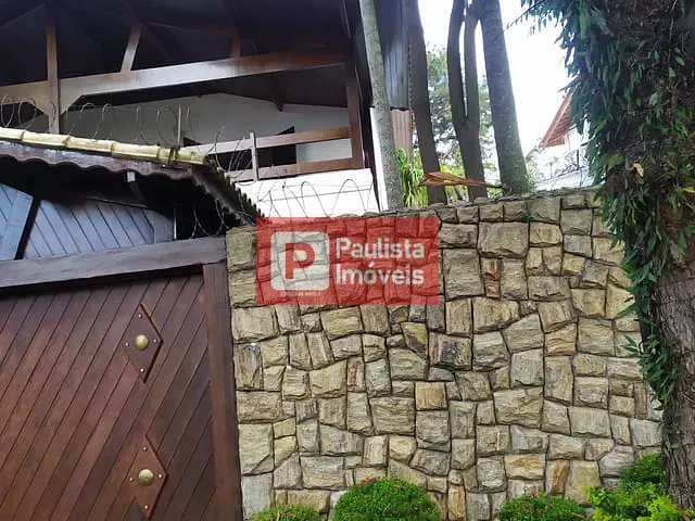 Casa com 678m² 3 quartos e 3 banheiros, à venda, no bairro Interlagos em São Paulo