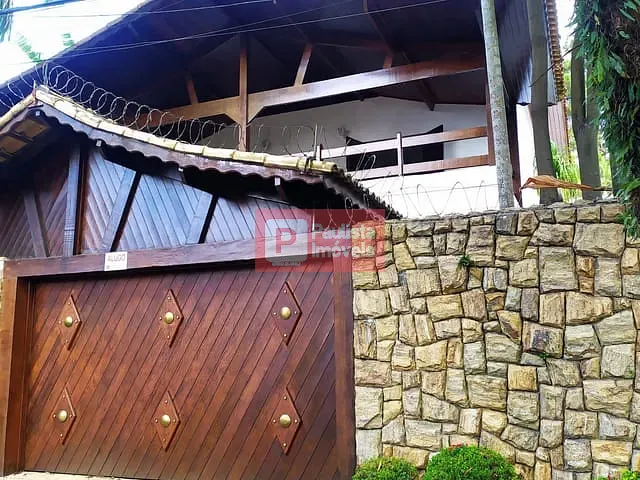 Casa com 678m² 3 quartos e 3 banheiros, à venda, no bairro Interlagos em São Paulo