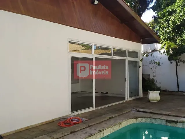 Casa com 678m² 3 quartos e 3 banheiros, à venda, no bairro Interlagos em São Paulo