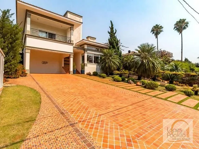 Casa com 1000m² 4 quartos e 8 banheiros, à venda, no bairro Vila Santista em Atibaia