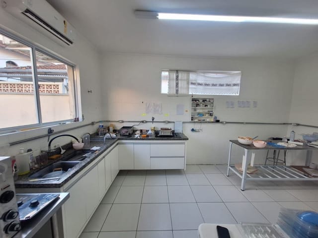 Casa com 349m² 3 quartos e 1 banheiro, à venda, no bairro Vila Betânia em São José dos Campos