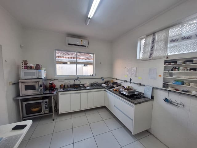 Casa com 349m² 3 quartos e 1 banheiro, à venda, no bairro Vila Betânia em São José dos Campos