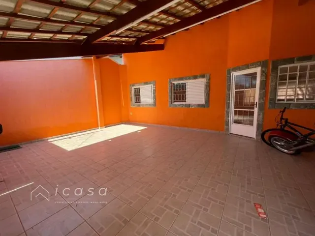 Casa com 253m² 3 quartos e 3 banheiros, à venda, no bairro Village das Flores em Caçapava