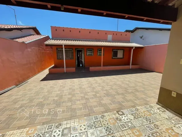 Casa com 253m² 3 quartos e 3 banheiros, à venda, no bairro Village das Flores em Caçapava
