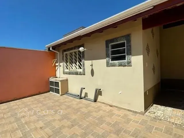 Casa com 253m² 3 quartos e 3 banheiros, à venda, no bairro Village das Flores em Caçapava