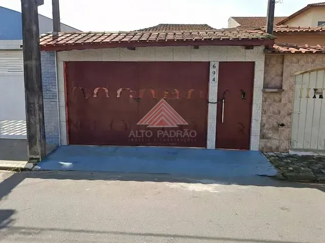 Casa 3 quartos e 2 banheiros, à venda, no bairro Vila Atlantica em Mongaguá