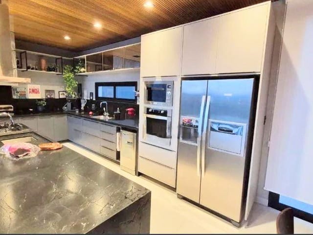 Casa com 510m² 4 quartos e 5 banheiros, à venda ou para alugar, no bairro Condomínio Residencial Montserrat em São José dos Campos