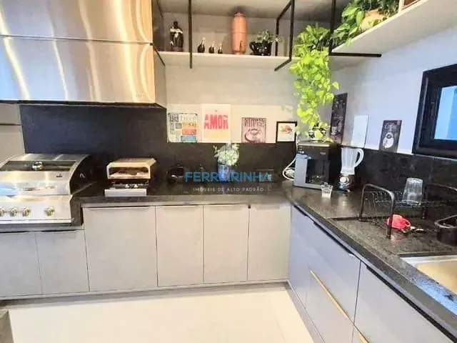 Casa com 510m² 4 quartos e 5 banheiros, à venda ou para alugar, no bairro Urbanova em São José dos Campos