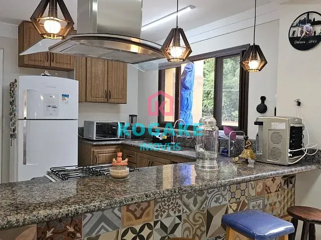Casa com 308m² 3 quartos e 3 banheiros, à venda, no bairro Monte Castelo em São José dos Campos
