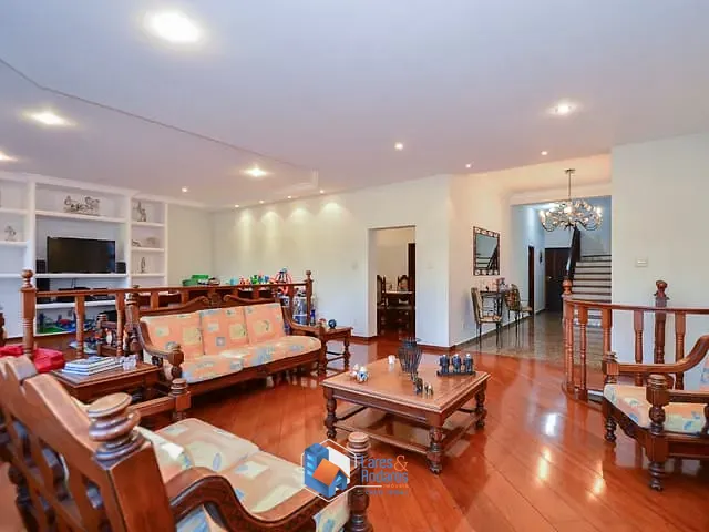 Casa com 1086m² 4 quartos e 5 banheiros, à venda, no bairro Alto Da Boa Vista em São Paulo