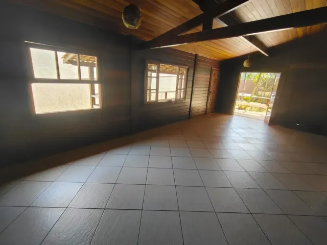Casa com 500m² 3 quartos e 2 banheiros, à venda, no bairro Nagoya Garden em Vargem Grande Paulista
