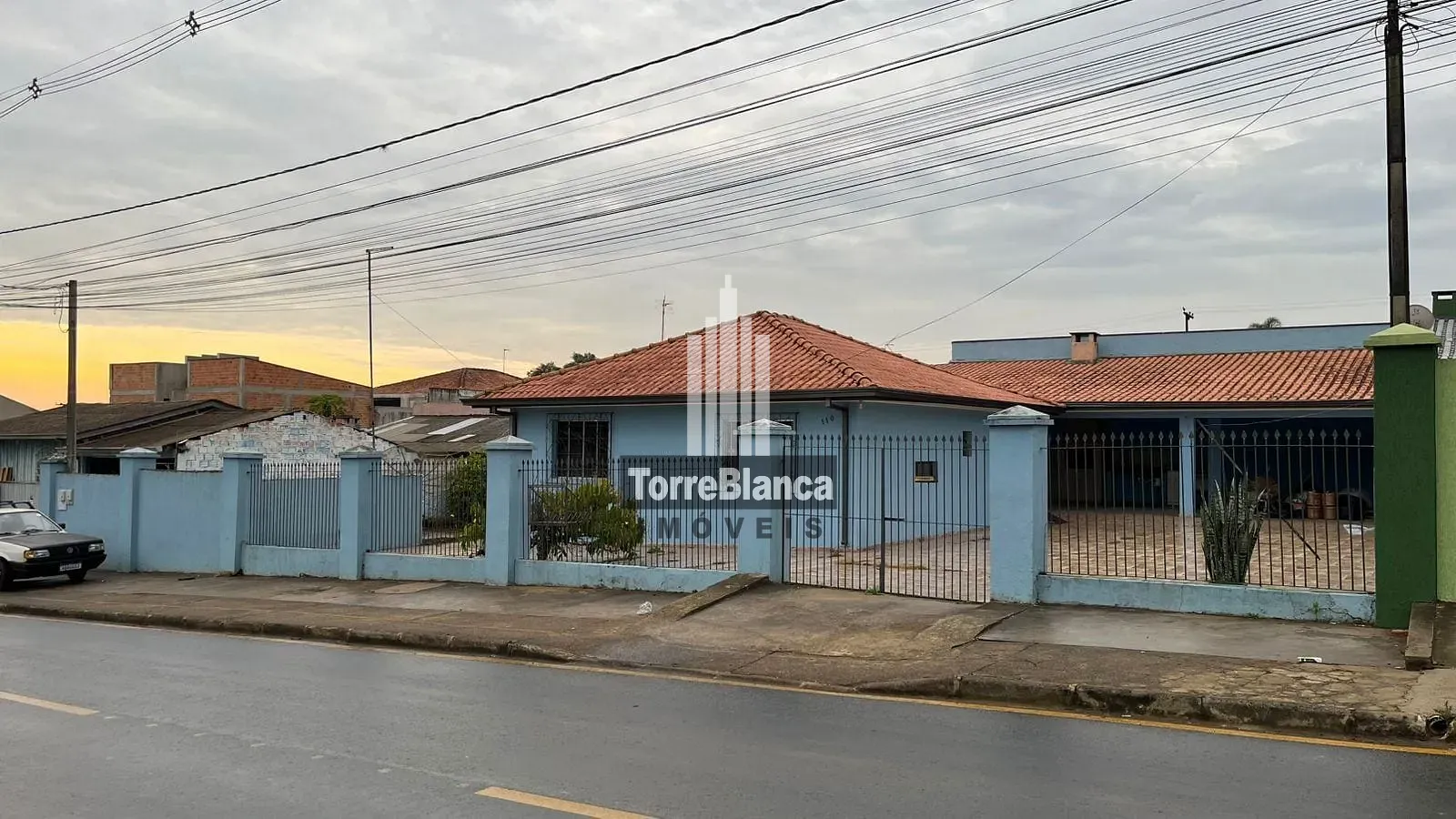 Casa, 2 quartos, 210 m² - Foto 1