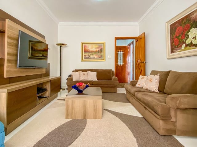 Casa com 275m² 5 quartos e 4 banheiros, à venda, no bairro Cambuci em São Paulo